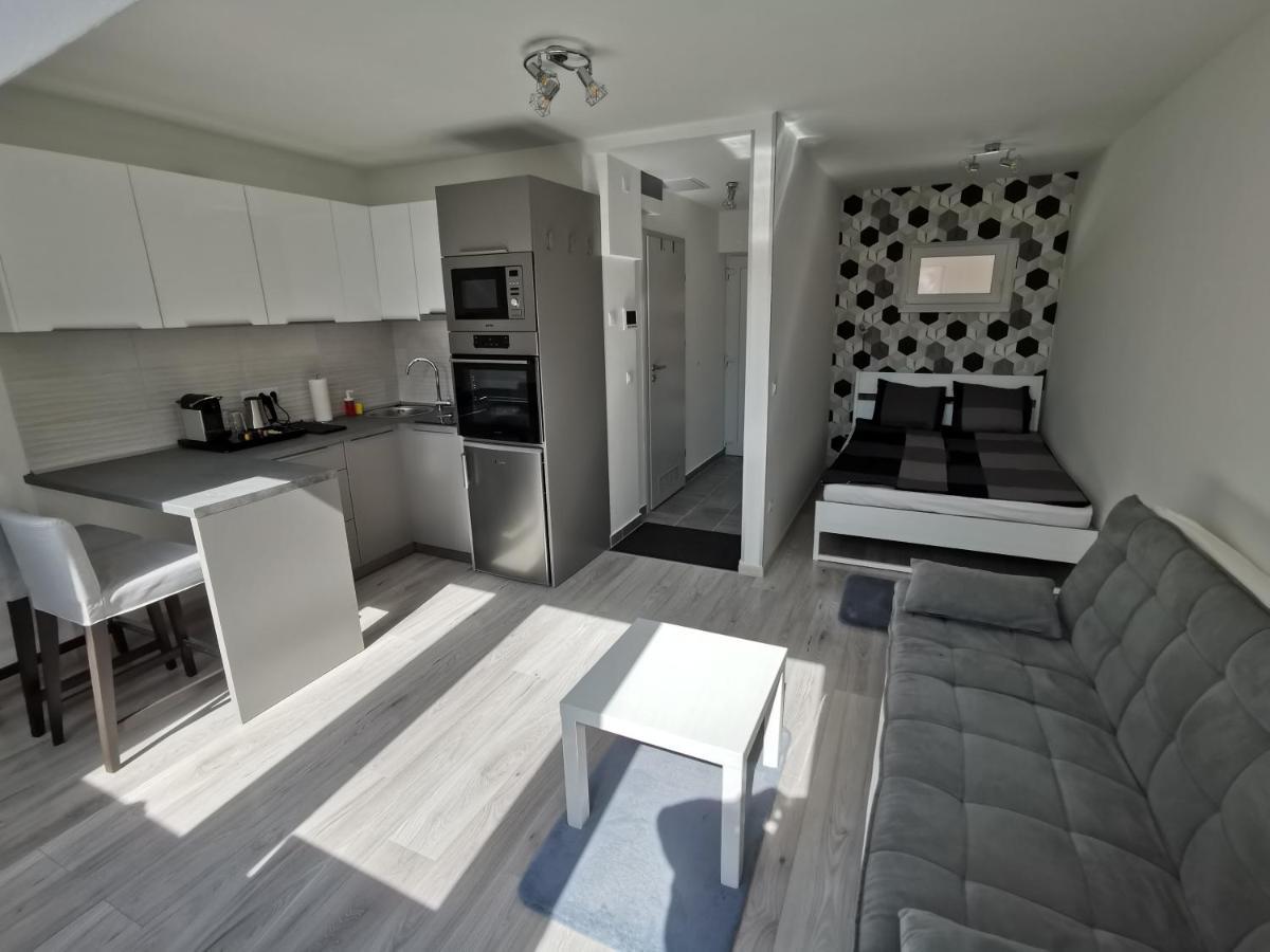 Antracit Apartman - Free Parking Печ Экстерьер фото